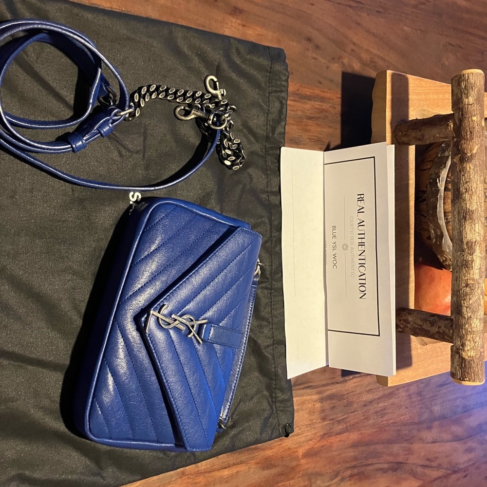 Saint Laurent Royal Blue WALLET ON A CHAIN - Picture 2 of 16